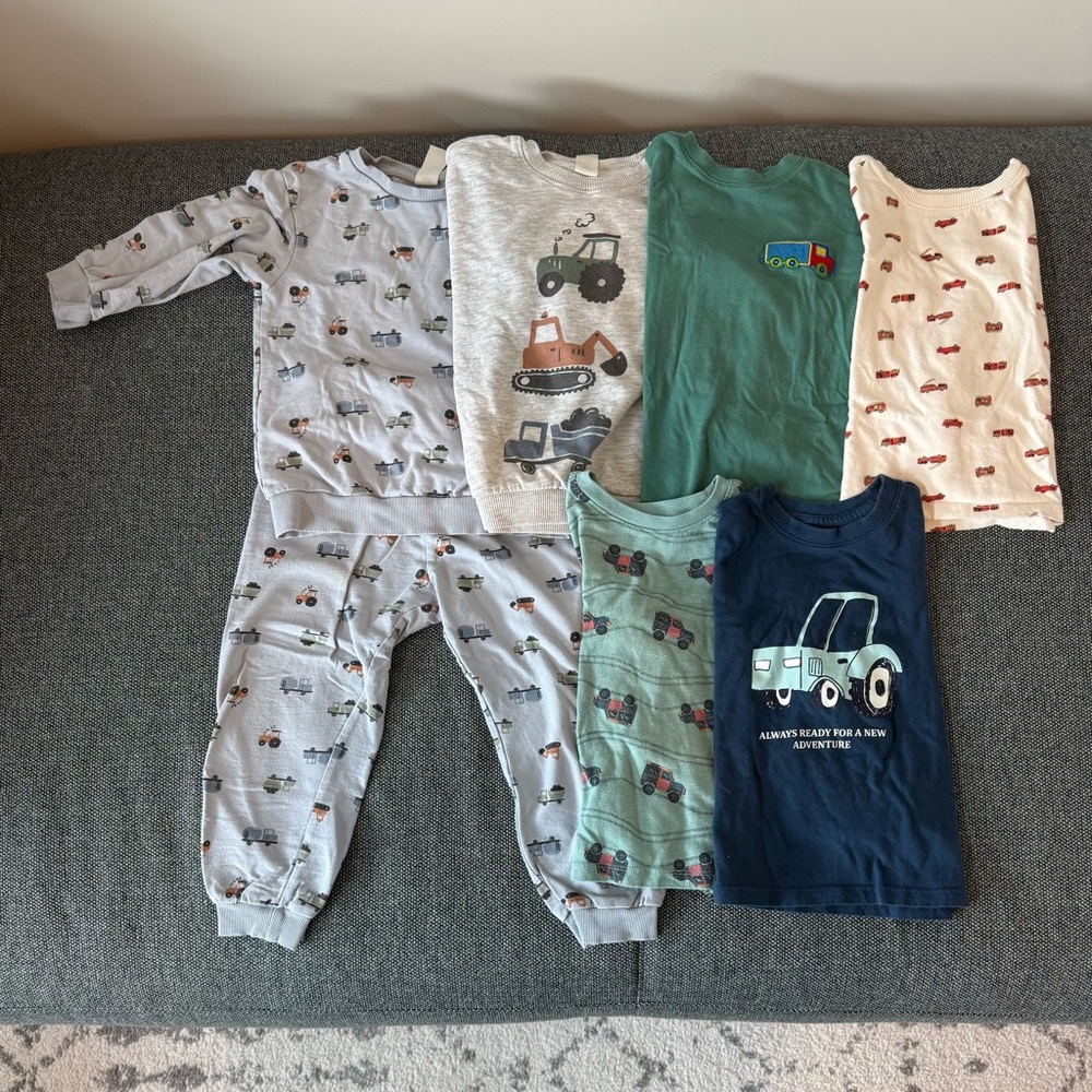 Toddler Boys 4T Cars and Trucks Bundle (H&M, Gap, Old Navy)